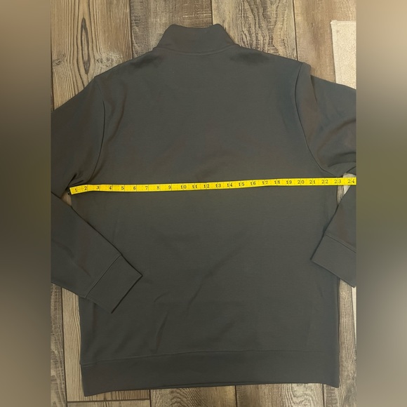 Vineyard Vines - Charcoal Gray Jersey 1/4 Zip Shep Shirt Whale Logo - Men Medium - Picture 5 of 7